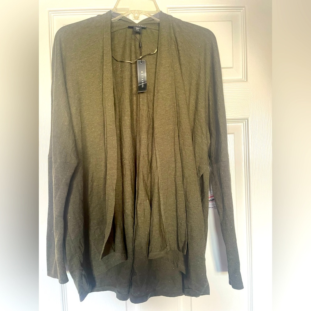 XL olive green jacket.  Lightweight